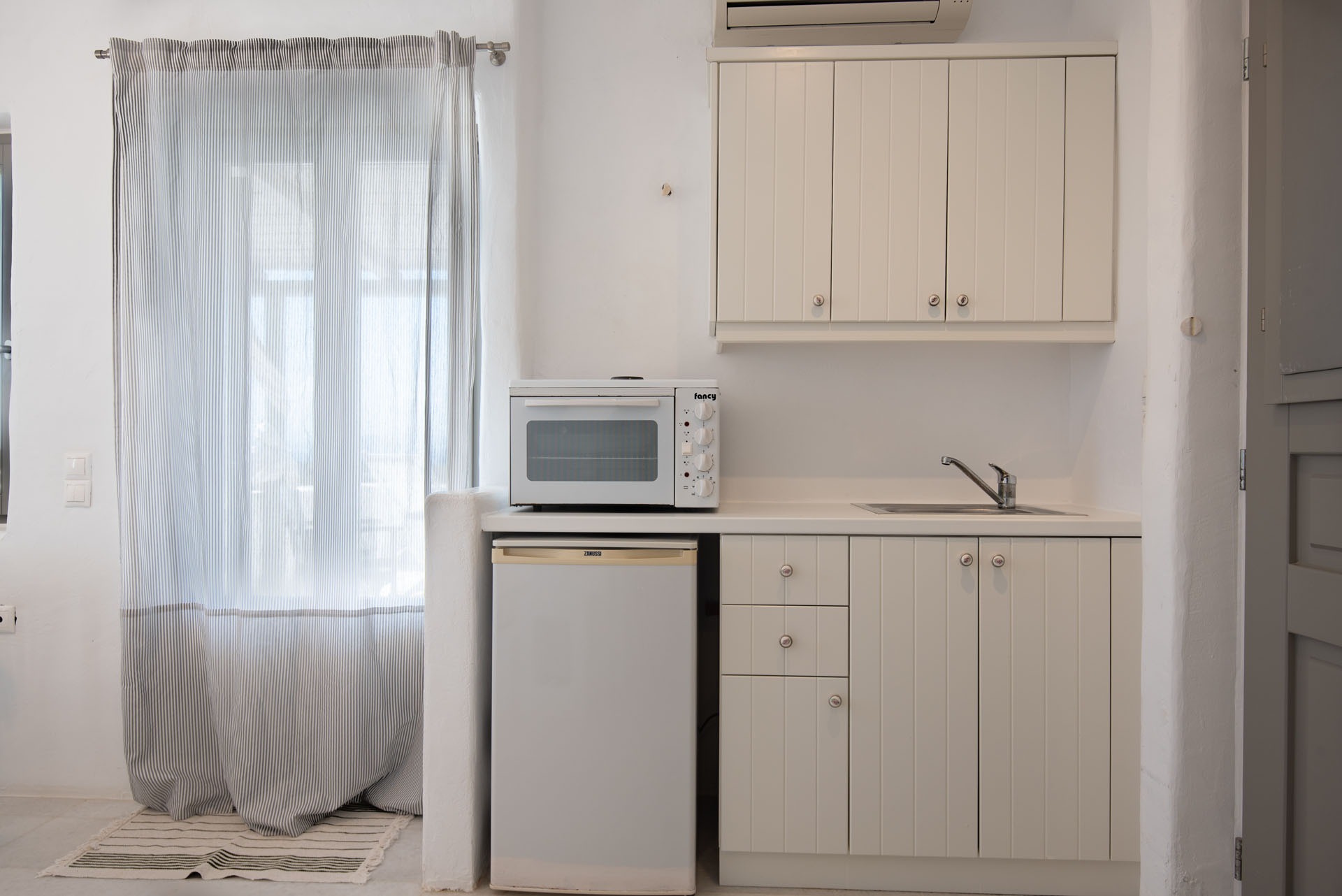 Deluxe Sea View Apartment