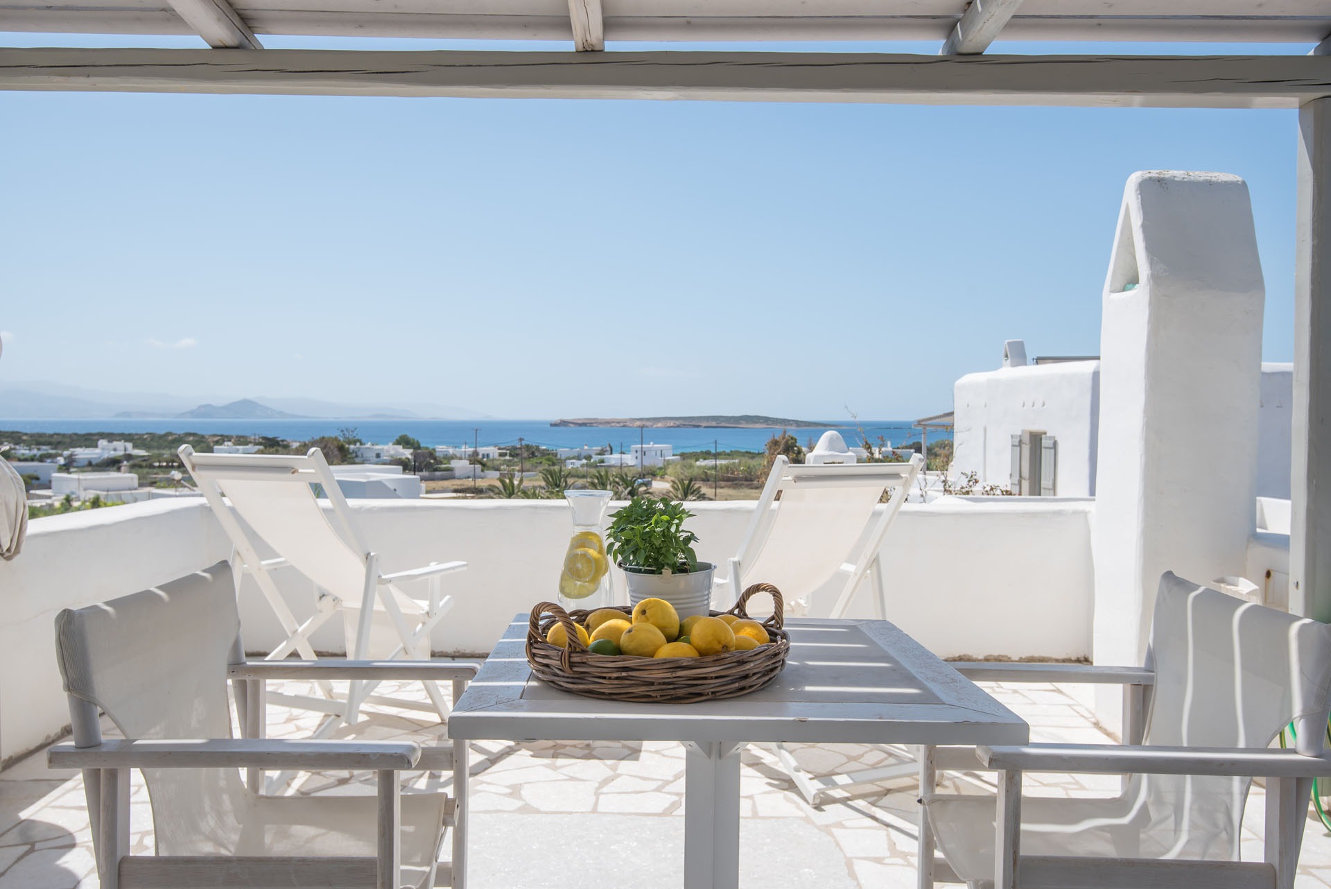 Deluxe Sea View Apartment